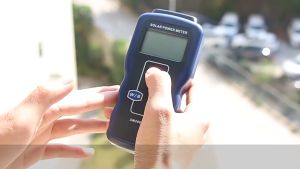 Meter Energi Matahari Digital SM206: Pengukur Intensitas Cahaya & Detektor Radiasi Optik