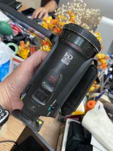 Máy quay phim Canon Vixia HF G20