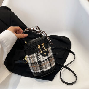 Bucket Bag DIY Handmade Woven Bag Homemade Material Bag Fashion Shoulder Messenger Bag Hand-Made Bag for Girlfriend Girlfriends