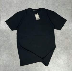 KAOS POLOS DISTRO | KAOS POLOS LENGAN PENDEK | BAHAN COTTON STREETCH COMBED