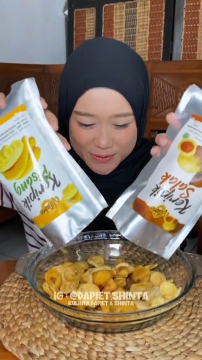 Fiona Keripik Buah Apel Nangka Rambutan Mangga Kerupuk Strawberry