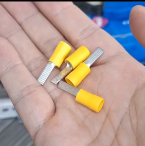 หัวเสียบก้านไม้ขีดแบนหุ้ม 4-6mm² by KST รุ่น DBV5 ถุงละ50ชิ้น