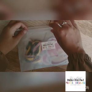 Mainan Menjahit Edukatif untuk Anak Motorik Halus Meronce Montessori