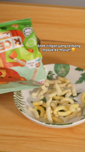 [Bundle] Baebis 9m+ Spinach Sweet Potato & Onion Rice Stick｜Halal No Flavouring｜Snek Bayi Bayam Keledek Bawang