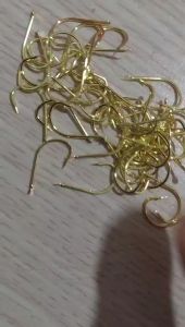 Lưỡi câu đơn câu đài màu vàng có nghạnh 1 túi 50 cái lưỡi câu cá chất lượng