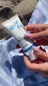 [Jumiso] Waterfull Hyaluronic Sunscreen SPF50+ PA++++ – Hydrating Water-Resistant (50ml)
