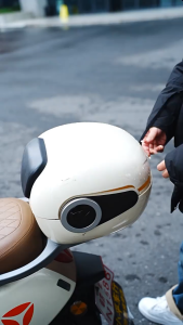 รองเท้ากันน้ำ กันฝน กันน้ำเข้า กันพื้นยางกันลื่น เกาะพื้นแน่น ใส่เดินสบาย รุ่นใหม่pvcแบบหนา ไม่ต้องกลัวรองเท้าเปียก