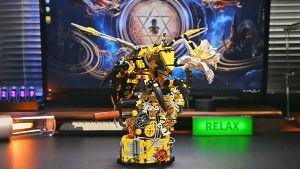 Đồ chơi lắp ráp có chủ đề côn trùng cơ khí với phong cách steampunk dành cho bé