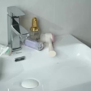 1pcs Plastic Toothpaste Squeezer Rack Double Toothbrush Holder Self Adhesive Bathroom Drainage Accessory Organizer