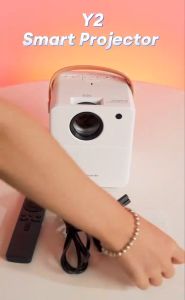 Portable projector 8000CVIA ultra-high definition movie projector 1080p can be upgraded and updated for home theaters