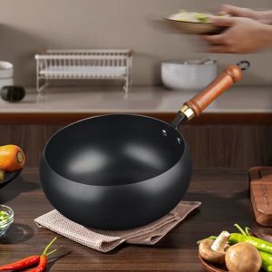 Hand Forged Heavy-Duty Nonstick Frying Pan