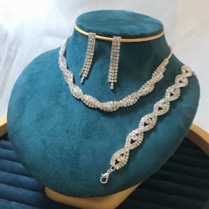 [HCM]BỘ TRANG SỨC ĐI TIỆC KIM CƯƠNG  ZIRCON  LẤP LÁNH SANG TRỌNG QUÍ PHÁI BTMONGVUOT7