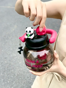 Botol Minum 2 Sisi 800ML Botol Minum Aesthetic Botol Minuman Plastik Olaharga Kantor Sekolah Jug Tumblr Viral Botol Air Minum Anak Motif Panda 2 Cara Minum Infused Water Bulat Motif lucu 800 ML PST