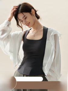 MiiOW | Áo ba lỗ một mảnh màu đen cho nữ mùa hè vai rộng cổ vuông không cần đeo ngực có đệm ngực kiểu dáng đơn giản thoải mái thoáng khí
