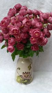 Cành hoa hồng trà 5 bông VI136 ( hoa lụa cành cao 50 cm) hoa giả trang trí