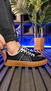 PANARYBODY Sepatu Sneakers Cowok Simple Ringan Bahan Lembut Sepatu Pria Sekolah Fashion OOTD Stylist TH2402