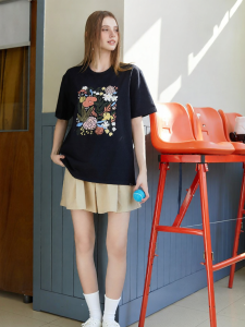 LeSportsac | Embroidered Loose Casual T-Shirt