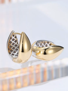 18k Gold Two-Tone Pear-Shaped Hoop Earrings | Minimalist Bicolor Drop Hoop Studs |  Daily Wear Gold Hoop Studs | Luxury Drop Earrings | 18K 金水滴形双色金银耳钉 轻奢圈形耳环 双色耳饰 日常百搭耳饰