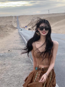 Retro Lace Hook Flower Strap Vintage Bohemian Skirt Set Asymmetrical Pleated Two-Piece Set for Holiday Travel Tourist