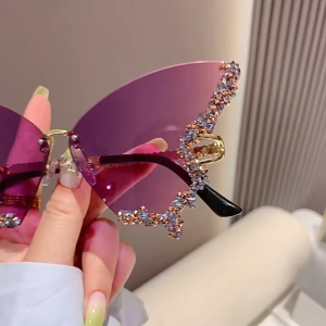 Kính râm nữ thời trang gọng kim loại đính đá xinh sang trọng chống tia UV cực tím hình Cánh Bướm