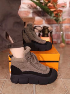 Thickened Fur Lined Real Leather High Top Snow Boots Womens Martin Boots Soft Bottom Anti-Slip Warm Short Boots Casual Style