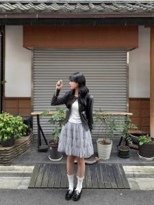 Váy Lưới Xếp Ly Cạp Cao Màu Xám Miu Cho Nữ Mùa Xuân Hè Phong Cách Mới Váy Lưới Xếp Ly Kiểu Pháp Cổ Điển Váy Ngắn