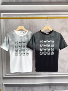 Áo Thun Cổ Tròn SKULL Loang Tay Ngắn Vải Cotton Co Giãn 4 Chiều Form Regular Fit - TUTEE
