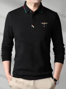 เสื้อยืดคอโปโลแขนยาวผ้าฝ้ายแท้ GIEVSZHE 2025 ฤดูใบไม้ผลิและฤดูใบไม้ร่วง ปักสีแดง สำหรับผู้ชายวัยกลางคน ระบายอากาศได้ดี ปกติ