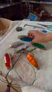 Đèn chớp nóc xe tải 2 chế độ chớp. Đèn chớp nóc 4022 hàng xịn (1 chiếc)