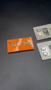 เครื่องหมายนายยศดาบ  สแตนเลสชุบโครเมี่ยม/ทองคำขาว