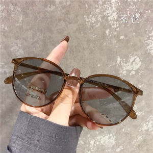 Reading Glasses HD Dual-Use Womens Fashion Presbyopic Glasses Ultra-Light Dual-Light Color Changing Anti-Fatigue Elderly Presbyopic Glasses