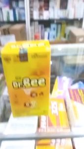 Xịt họng keo ong  Dr.Bee hỗ trợ giảm ho đau rát họng  cảm cúm bảo vệ họng cho bé từ 6 tháng - lọ 30ml