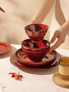 MODERN SWEETHOME | Underglaze Color Red Kiln-Change Dinnerware