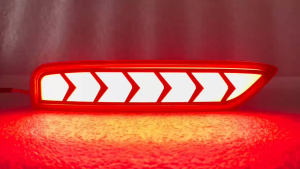 YE-240 REFLECTOR Rear Bumper xpander 2021+/ g4 2024+ red