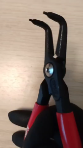 KUGEL คีมหนีบแหวนแบบเยอรมัน รุ่นสปริงในคอ  มาตรฐานอุตสาหกรรม