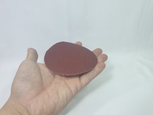 Giâý nhám dính dán đế tròn 10 cm P100