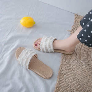 รองเท้าแตะส้นแบนสไตล์ชาน่ารักสำหรับผู้หญิง รองเท้าแตะชายหาดฤดูร้อนปี 2023 ทรงหัวแหลม พื้นยาง รองเท้าแตะสวมสบาย