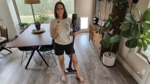 Qimeod Cordless Vacuum Cleaner 36Kpa Powerful Suction Motorized Brush with Headlight Self-Standing Hard Floor Carpet Pet Hair Purple