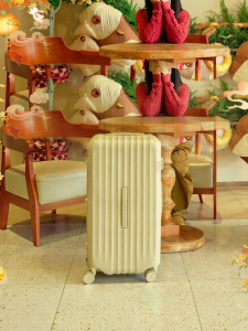 cece | กระเป๋าเดินทางซีรีส์キャンディ