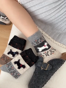 SUMI Kaos Kaki Katun Wanita Panjang Sedang Tebal Hangat Warm Retro Dog Crew Casual Mid Calf Socks SKK379