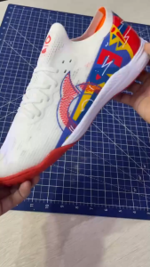 Sepatu Futsal Anak-Anak Desain Trendi Warna-warni dengan Tali & Pelangi - Kodomo