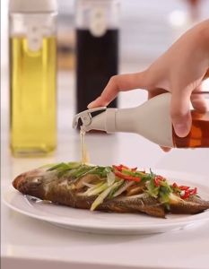 Multipurpose Kitchen Glass Seasoning Spoon Bottle Jar Organizer Transparent Glass Oil Pot Bottle