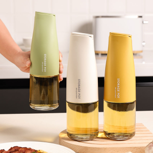 Auto Flip Olive Oil Dispenser for Kitchen 500ml /17oz Cooking Glass Oil and Vinegar Dispenser Non-Drip Soy Sauce Dispenser