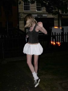 Váy Ngắn Xếp Ly Thắt Dây Cho Nữ Mùa Hè 2024 Váy Chữ a Màu Trơn Đơn Giản Đa Năng Pure Desire Hot Bé Gái Váy Midi Ngắn