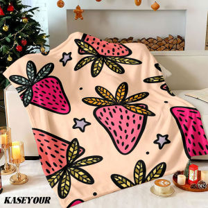 Beast Kingdom | Chăn Nỉ Họa Tiết Dâu Tây Mềm Mại Ấm Áp Phong Cách Hiện Đại Chất Liệu Polyester 100% Dùng Được Quanh Năm.