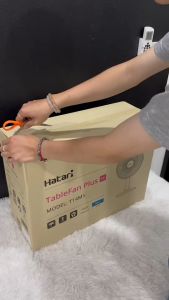 มาตรฐาน ล่าสุด พัดลมตั้งโต๊ะ HATARI ขนาด 14 นิ้ว รุ่น T14M1 พัดลม 3 ระดับ รูปลักษณ์ มาตรฐาน ราคา 934-2558 (EL)