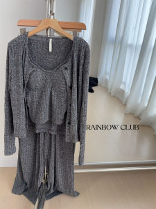 ชุดนอนผู้หญิงแขนยาว 3 ชิ้นพร้อมแผ่นรองหน้าอก ผ้าโพลีเอสเตอร์ผสมไนลอน เสื้อผ้าสำหรับใส่อยู่บ้านในทุกฤดูกาล