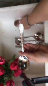 Bộ muỗng nĩa / dao nĩa inox 304 da trắng sang trọng cao cấp không phai màu theo thời gian xuất khẩu USA