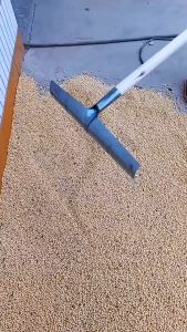 🔥คราดเหล็ก ใช้งาน 🔥 คราด คราดหญ้า, คราดถากหญ้า, จอบถากหญ้า, ที่แซะหญ้า, พลั่วตักดิน, เสียม, พลั่วแซะ, เสียมแบน, พลั่วขุดดิน, ช้อนปลูก, ช้อนพรวนดิน, พลั่วเหล็ก, พรั่ว, พลั่ว - ครู่: ถุงมือ