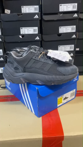 ADIDAS ZX 22 BOOST รองเท้าผู้หญิงและผู้ชาย รองเท้าผ้าใบ GY6696